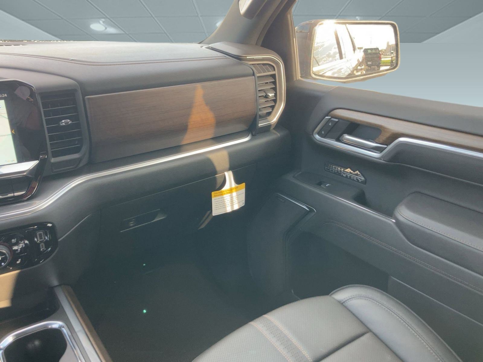 New 2026 Chevrolet Silverado 1500 High Country w/ Midnight Edition image 30