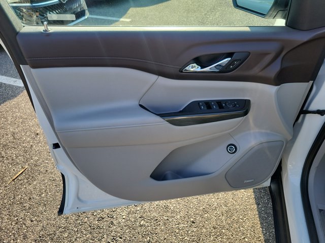 Used 2021 GMC Acadia SLT FWD image 15