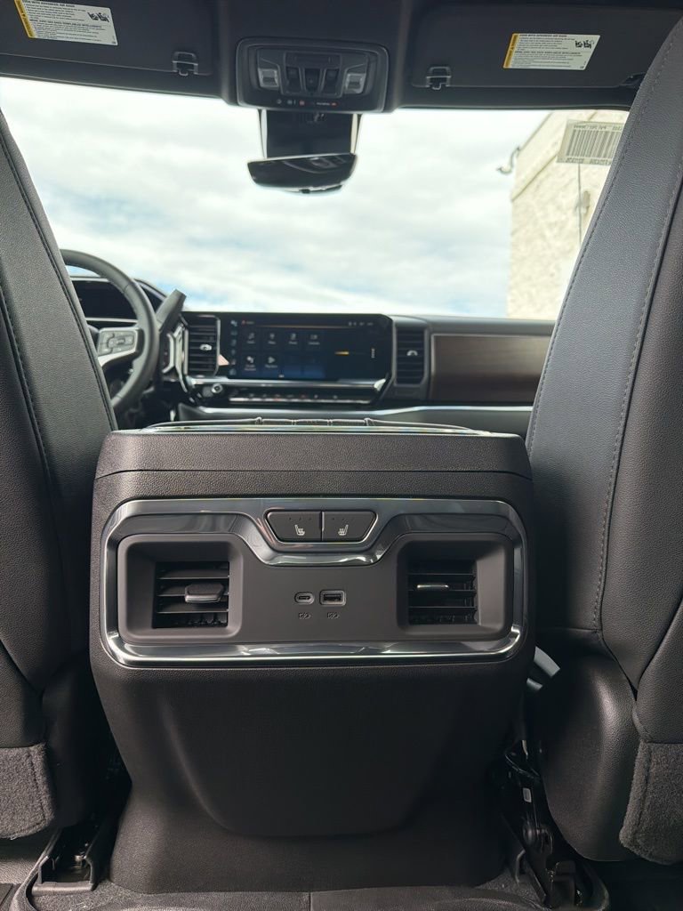 New 2026 Chevrolet Silverado 3500 High Country w/ High Country Premium Package image 32