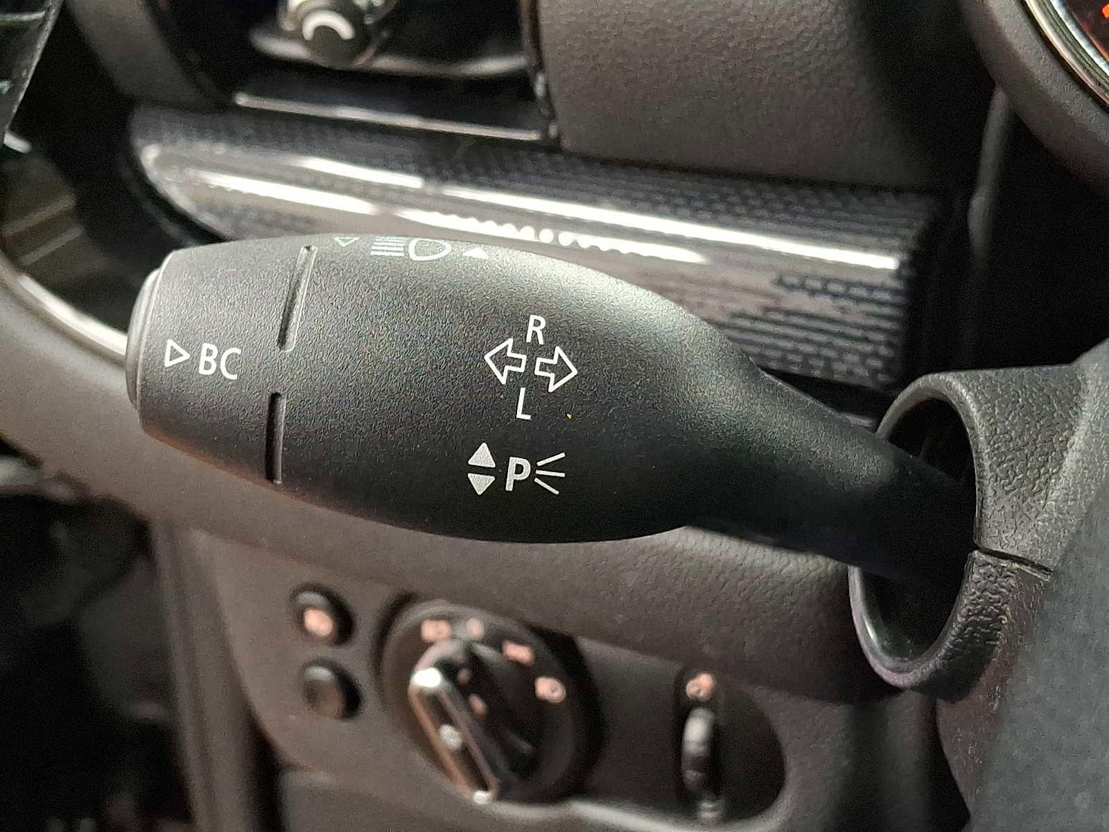 Used 2017 MINI Cooper Clubman S image 25