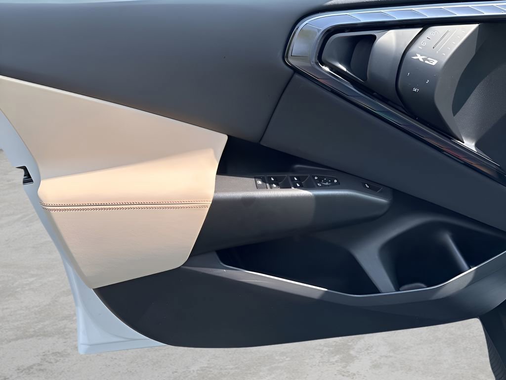 Used 2025 BMW X3 xDrive30i w/ Convenience Package image 22