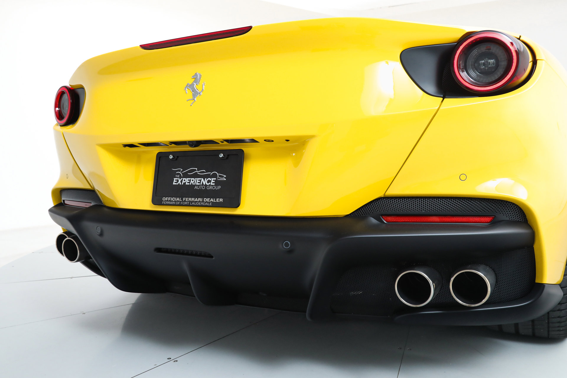 Certified 2023 Ferrari Portofino M image 18