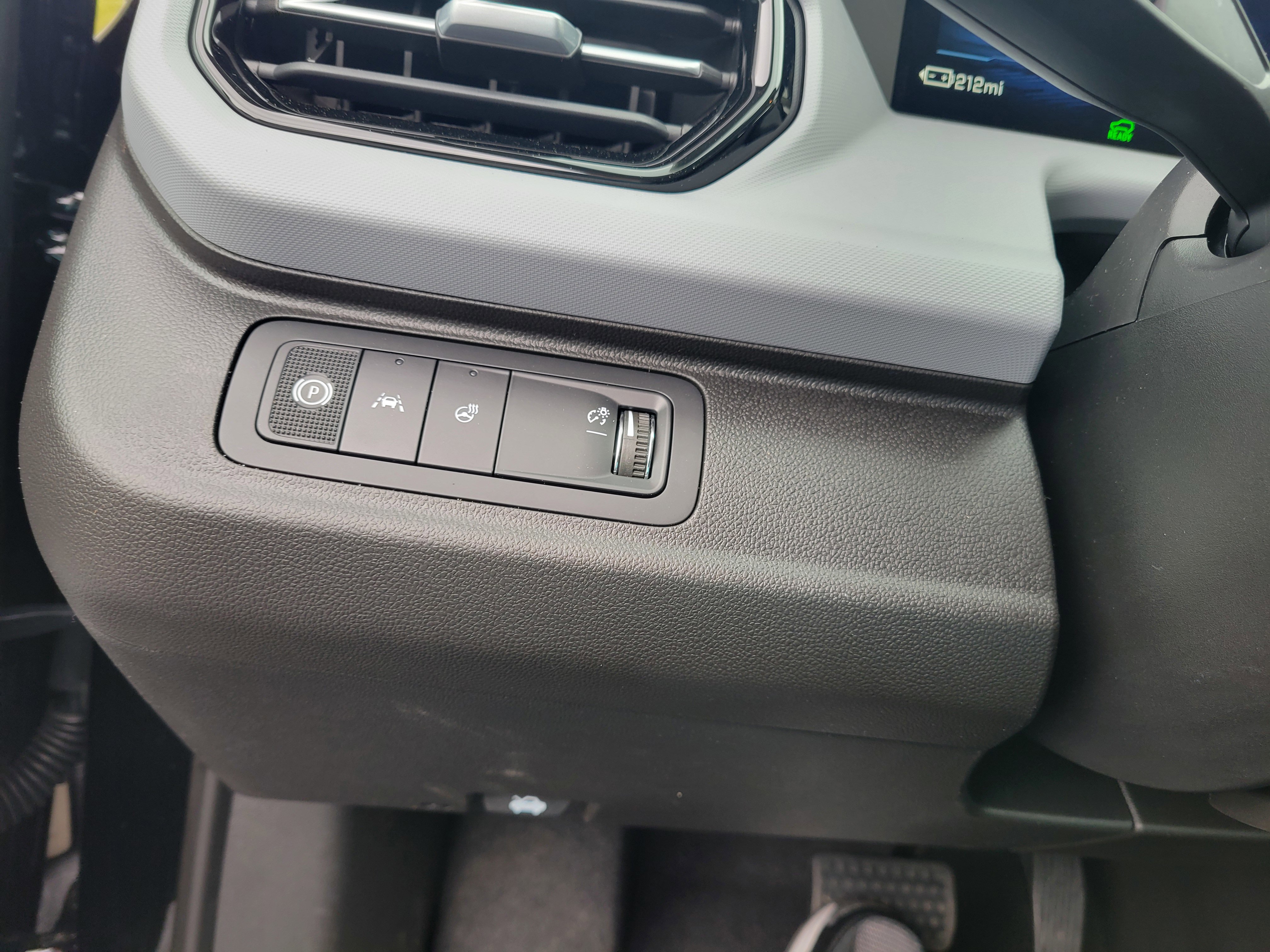 New 2027 Chevrolet Bolt LT image 17