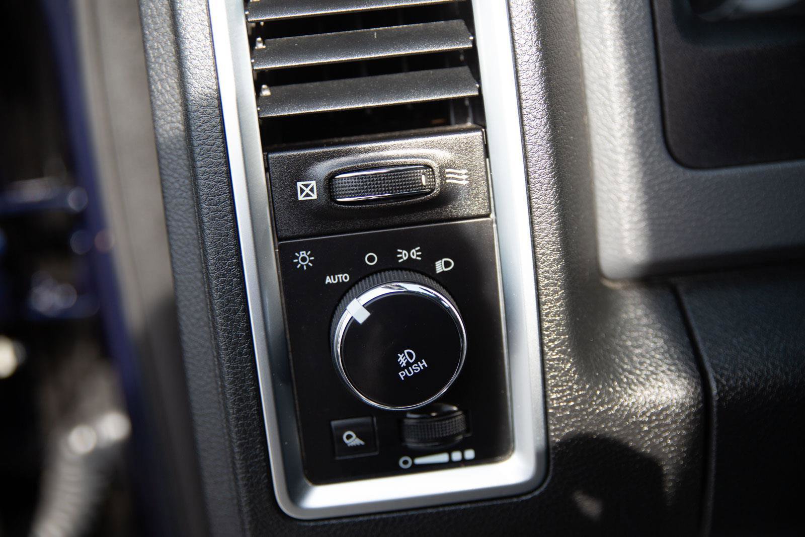 Used 2016 RAM 1500 Big Horn image 18