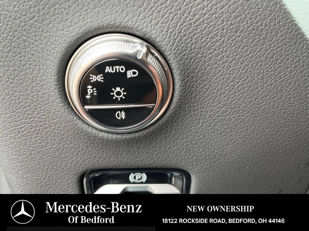 Used 2026 Mercedes-Benz GLC 300 4MATIC image 26