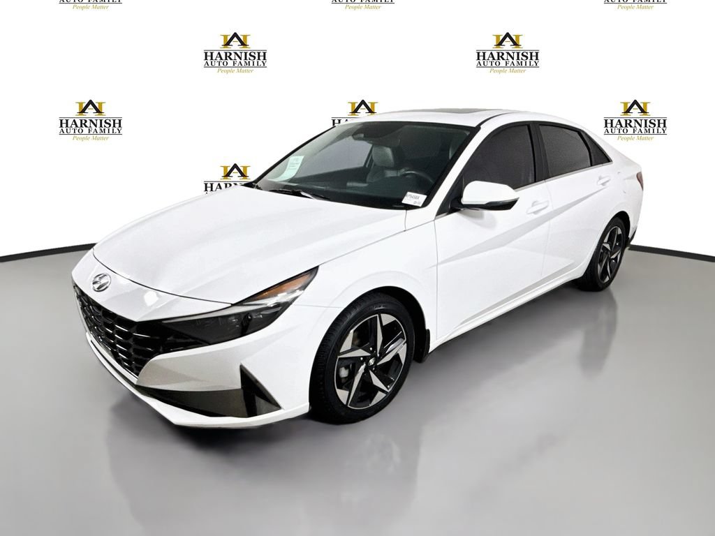 Used 2023 Hyundai Elantra Limited FWD image 3