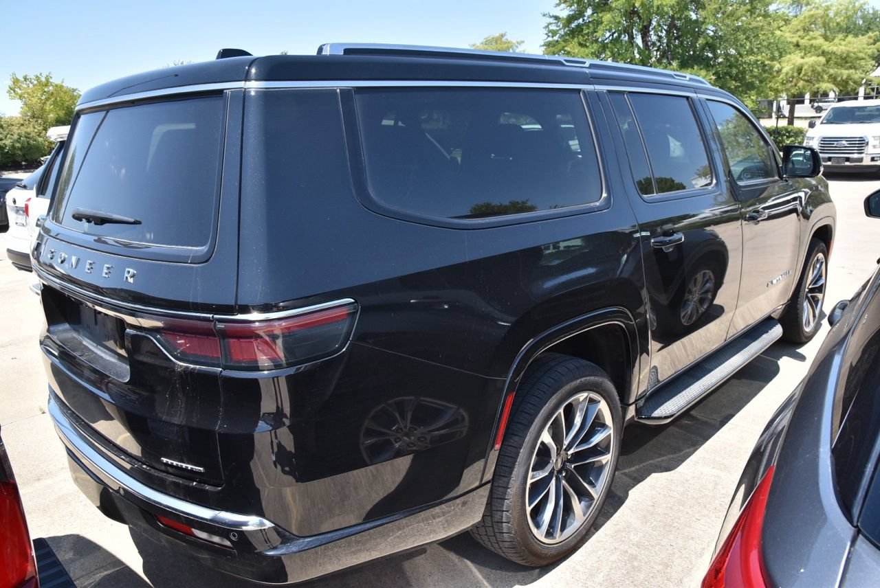 Used 2024 Jeep Wagoneer L Series II w/ Convenience Group I AWD/4WD image 6
