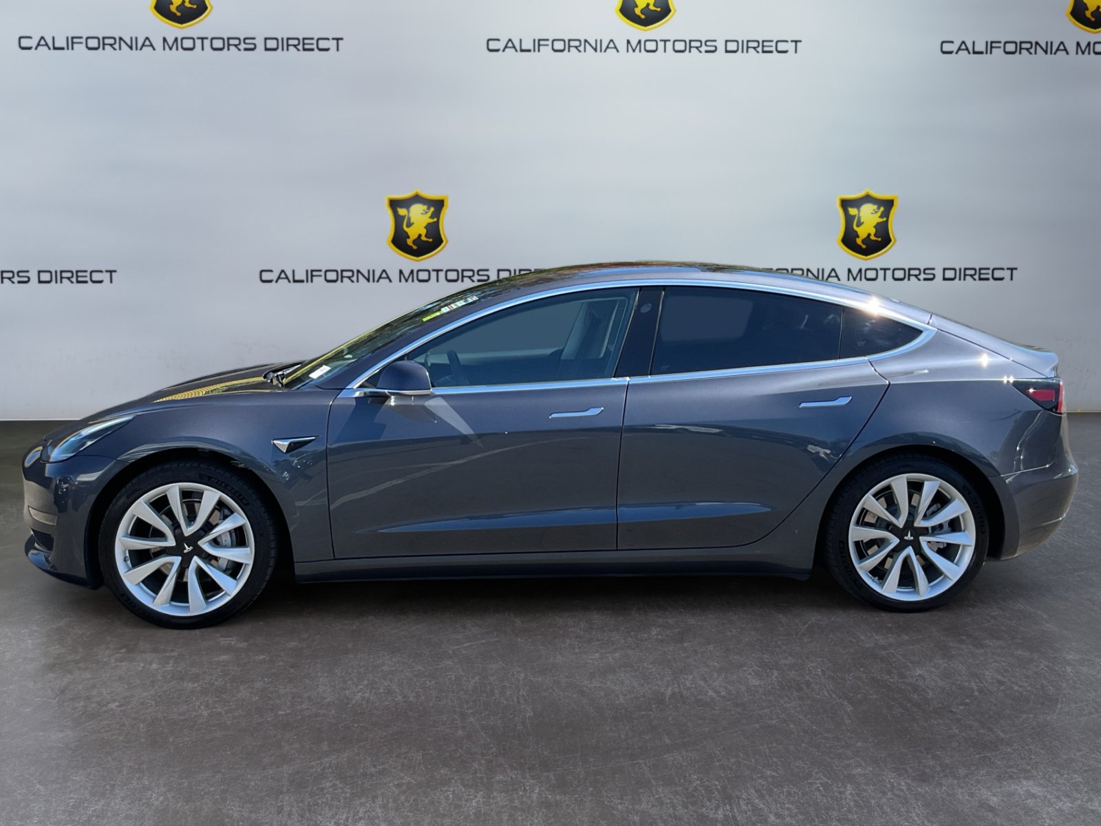 Used 2018 Tesla Model 3 Long Range RWD image 8