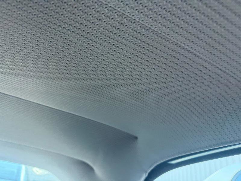 Used 2004 Mercedes-Benz CLK 55 AMG Cabriolet image 21