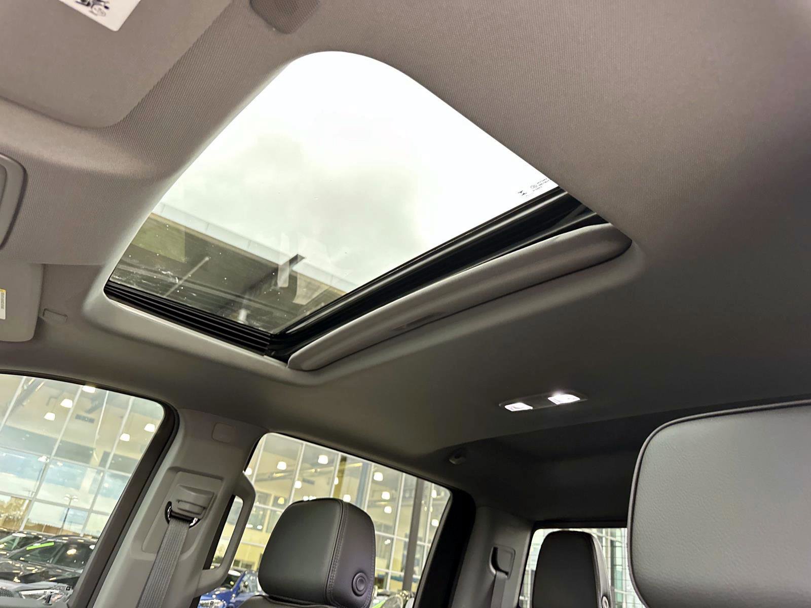 Used 2025 GMC Sierra 1500 Denali image 24