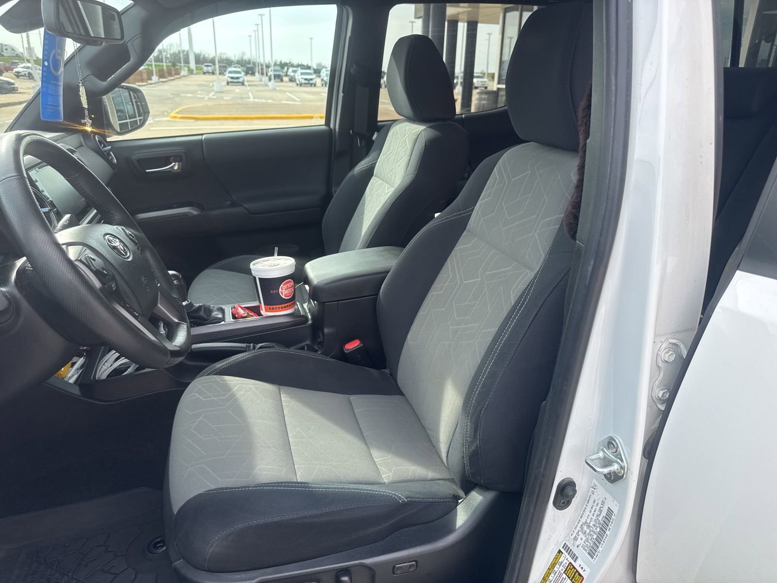 Used 2023 Toyota Tacoma TRD Off-Road image 28