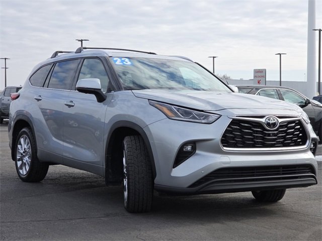 Used 2023 Toyota Highlander L image 20