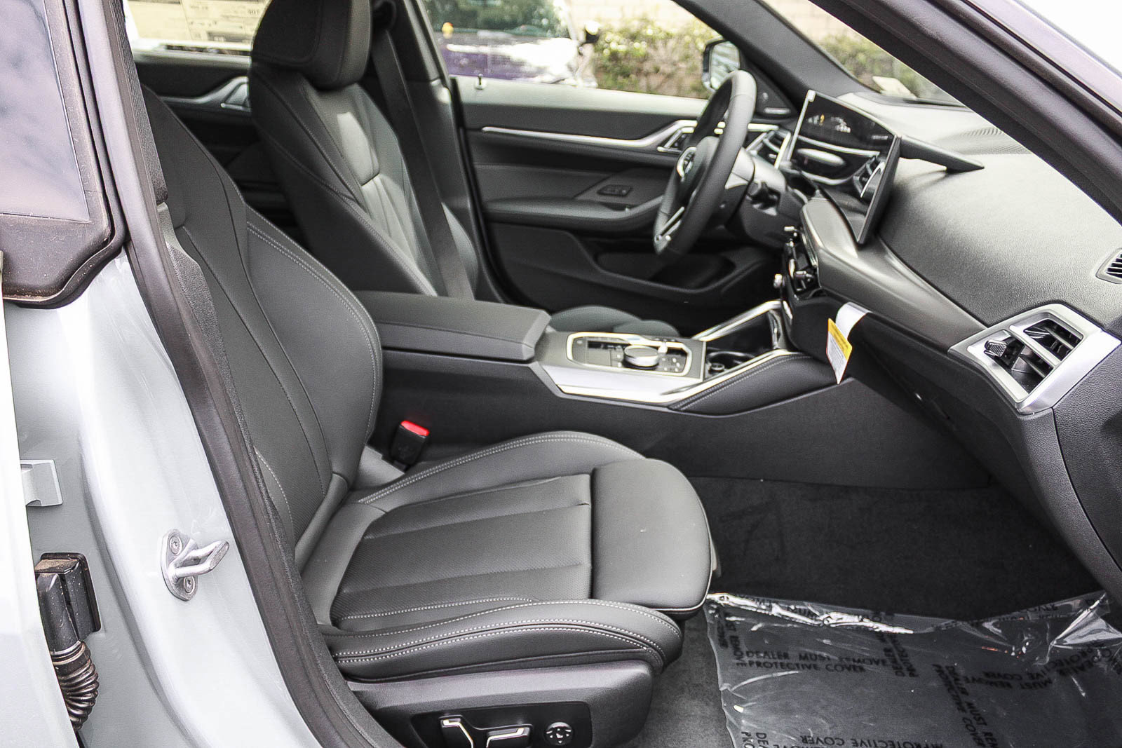 New 2026 BMW i4 eDrive40 w/ M Sport Package RWD image 16