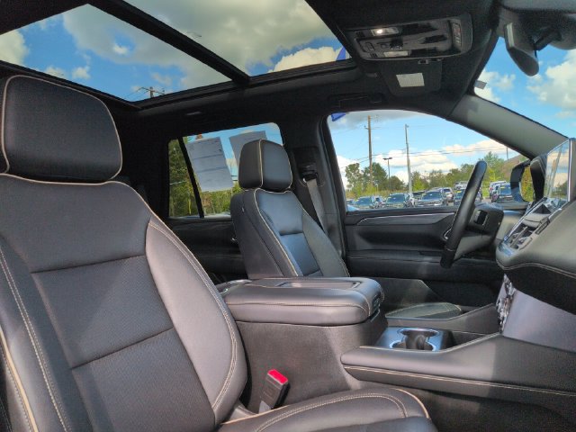 Used 2023 GMC Yukon SLT AWD/4WD image 15