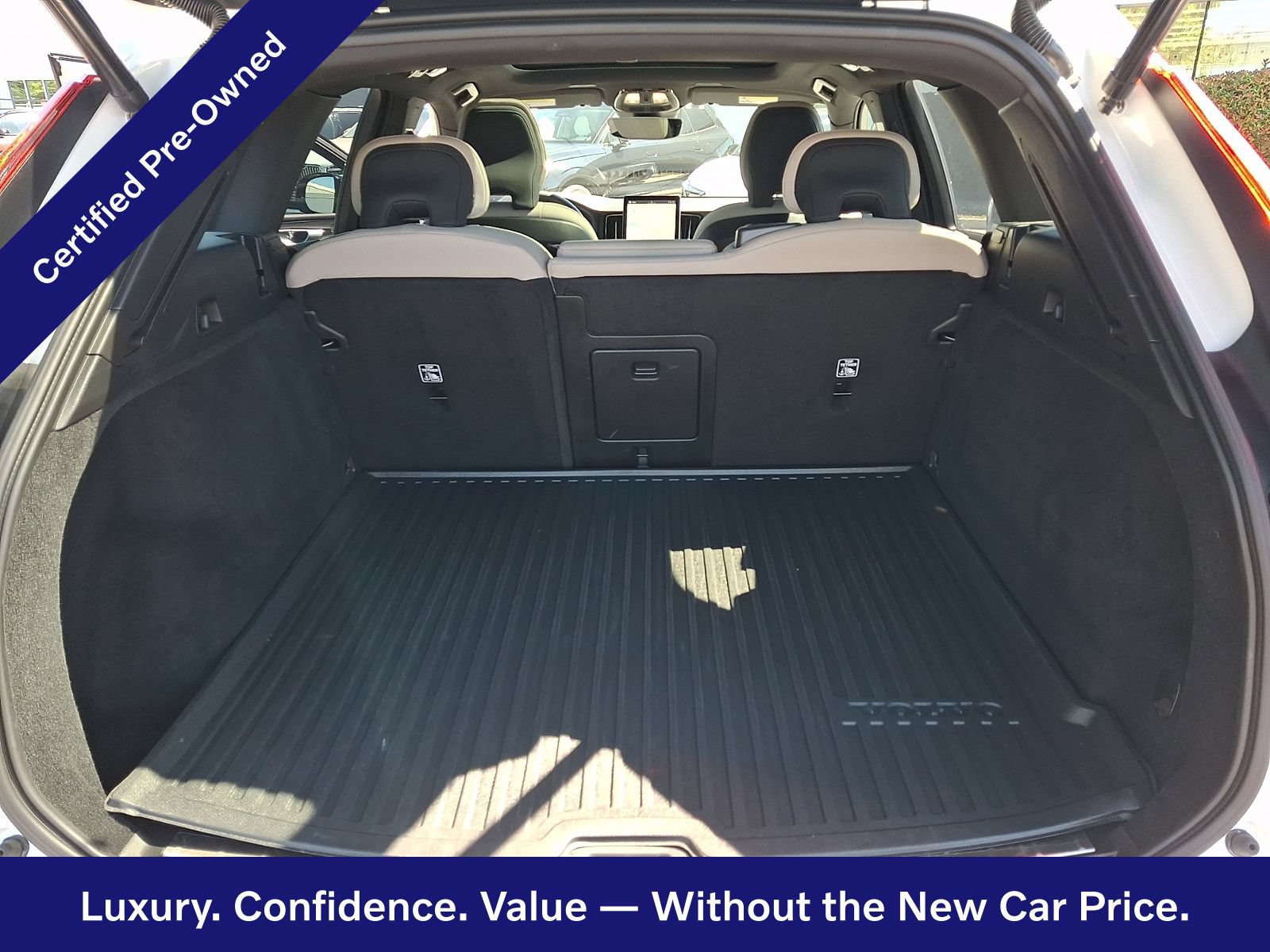 Certified 2026 Volvo XC60 B5 Plus AWD/4WD image 29