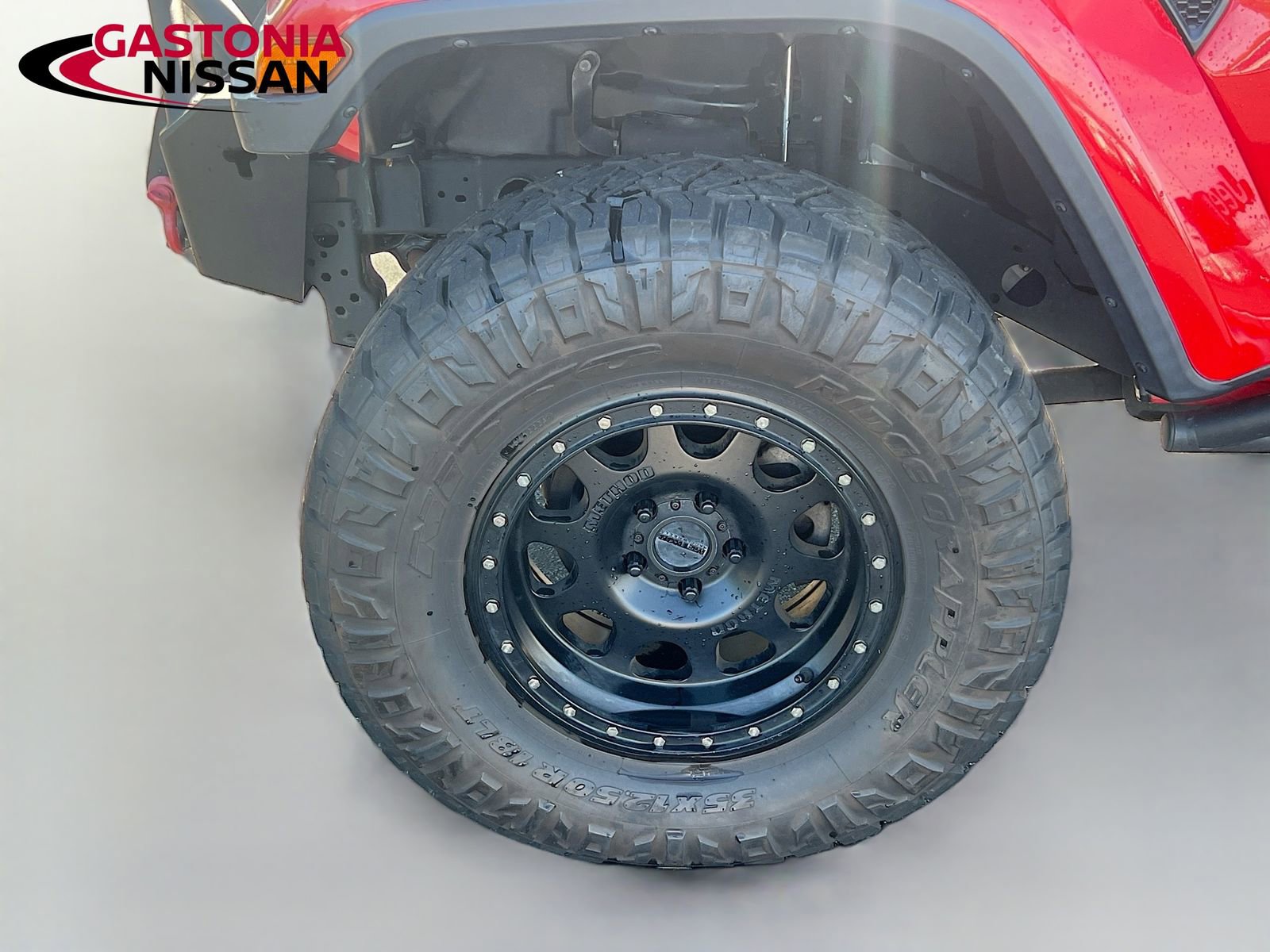 Used 2020 Jeep Gladiator Overland AWD/4WD image 36