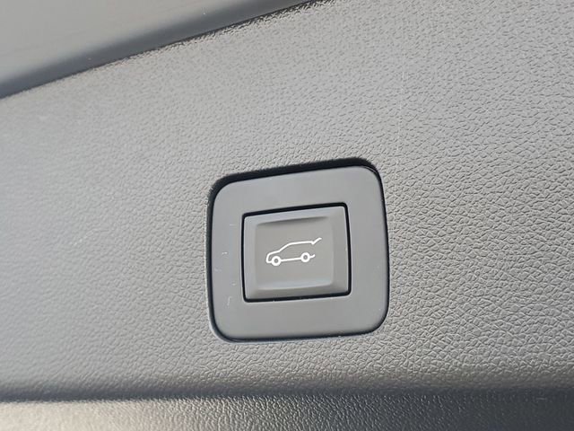 Certified 2025 Buick Encore GX Sport Touring image 8