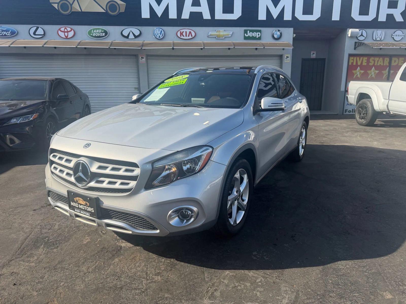 Used 2018 Mercedes-Benz GLA 250 4MATIC w/ Premium Package image 1
