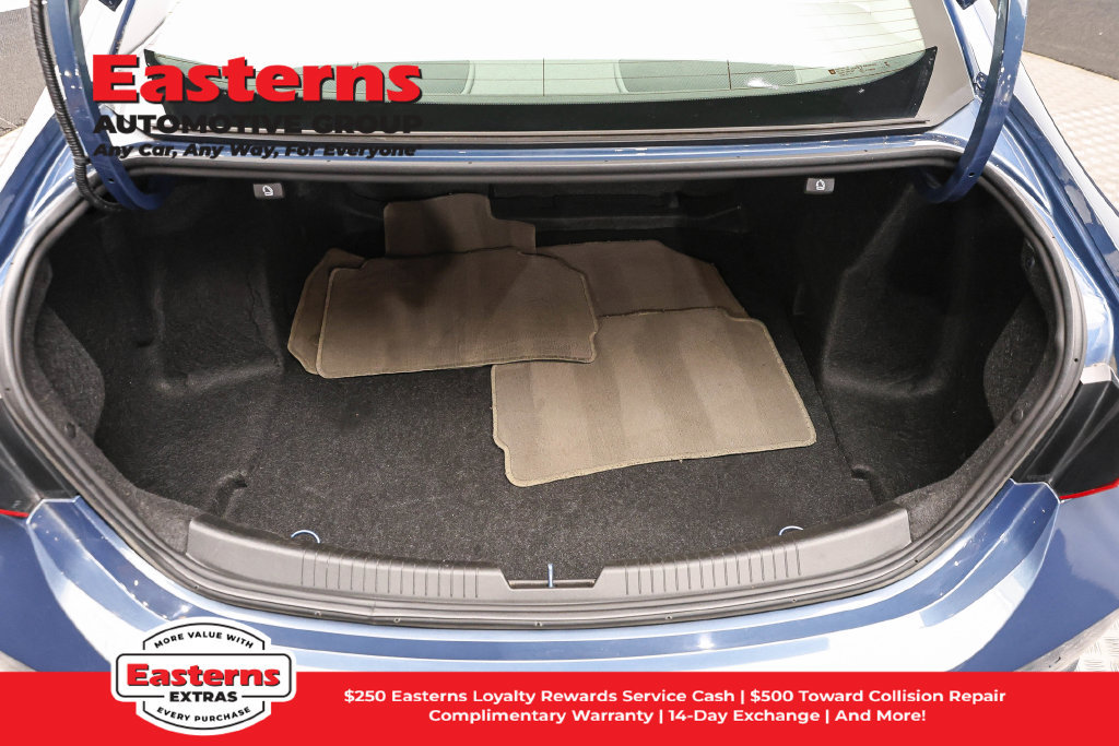 Used 2024 Chevrolet Malibu LT FWD image 10