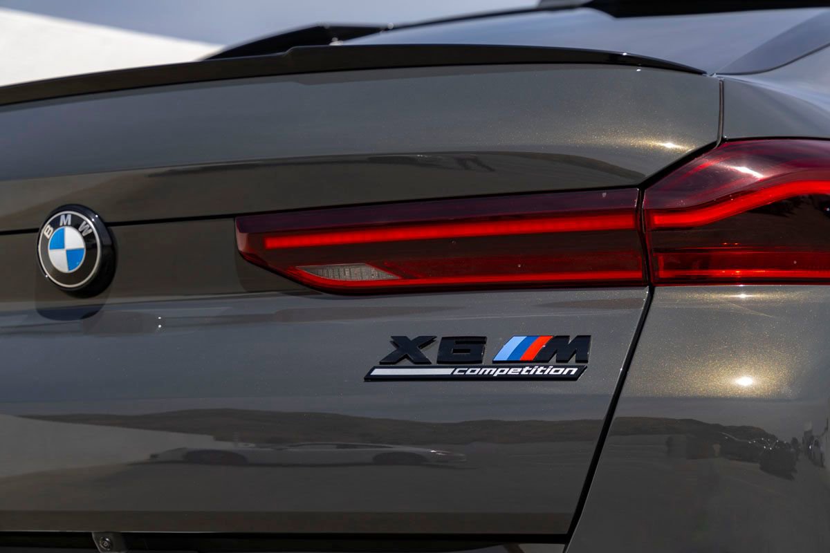 Certified 2024 BMW X6 M Competition w/ Executive Package AWD/4WD image 11