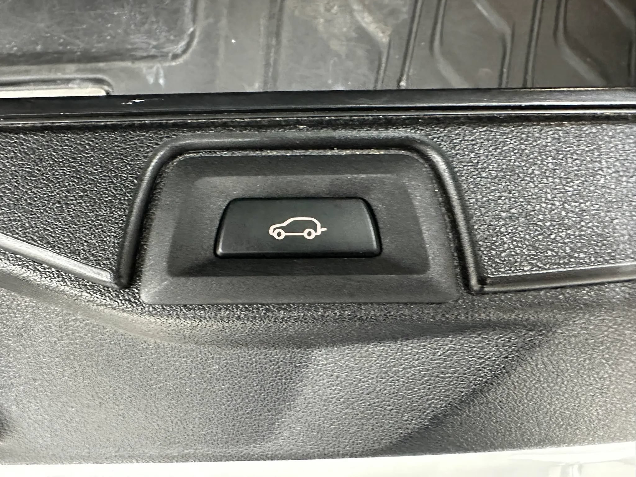 Used 2019 BMW X5 xDrive40i w/ Convenience Package AWD/4WD image 9