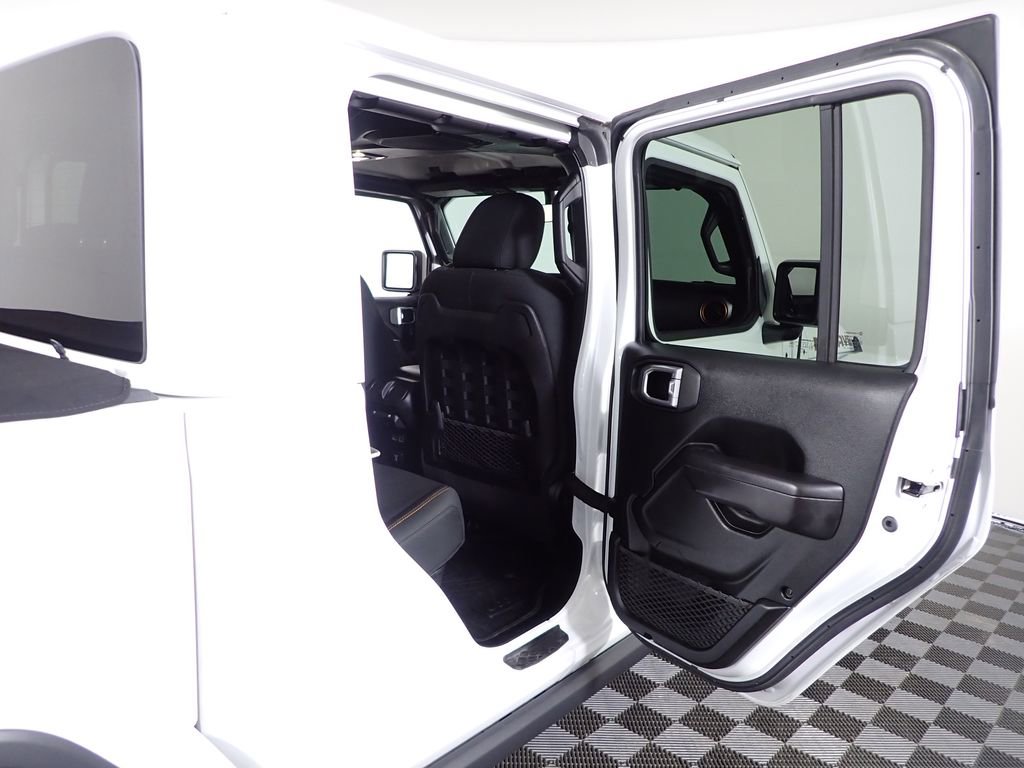 Used 2020 Jeep Gladiator Mojave w/ Dual Top Group AWD/4WD image 42