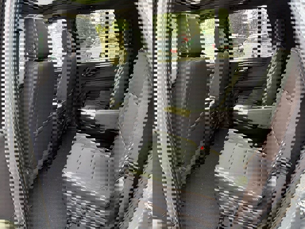 New 2025 Chevrolet Tahoe Premier image 11