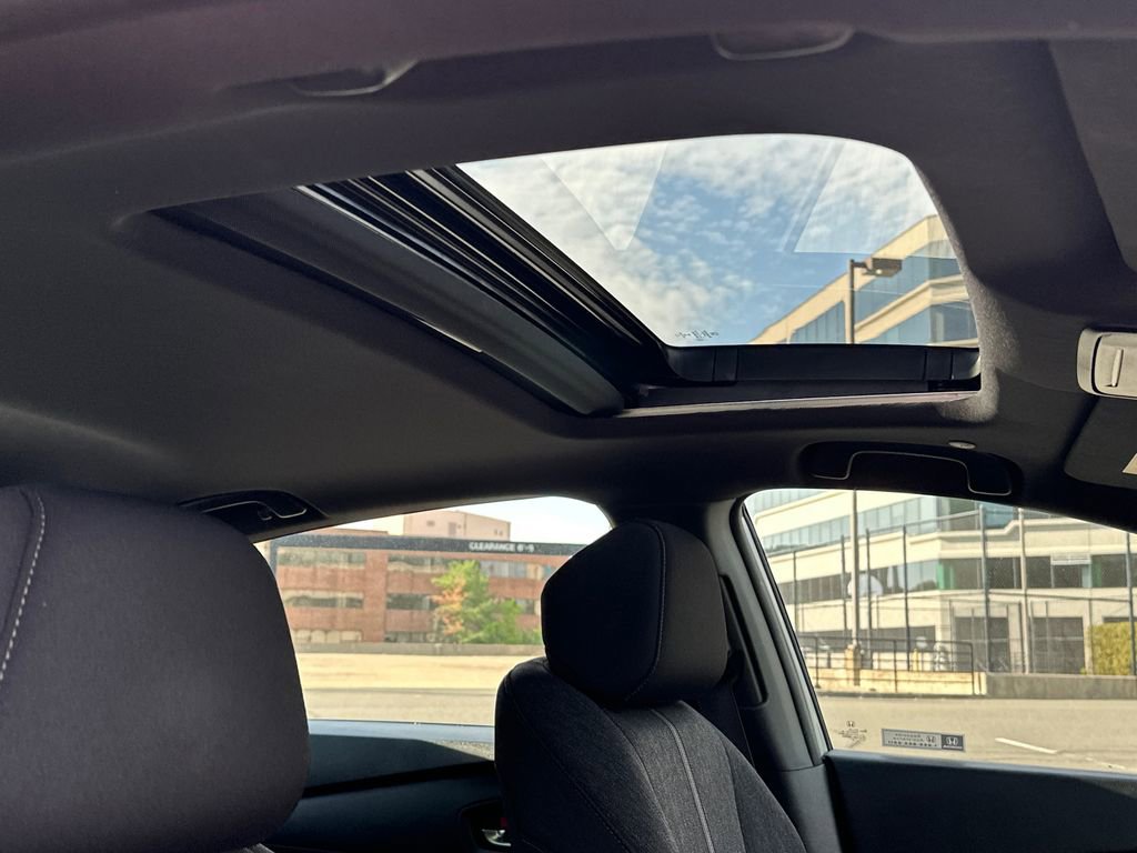 Used 2023 Honda Accord Sport image 10