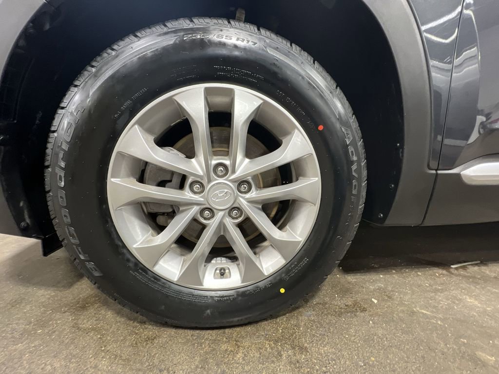 Used 2020 Hyundai Santa Fe SEL image 32