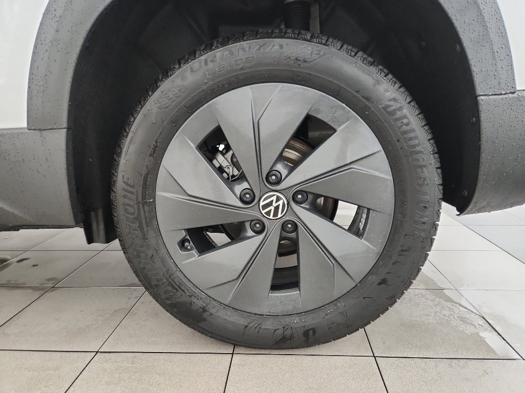 New 2026 Volkswagen Taos S image 30