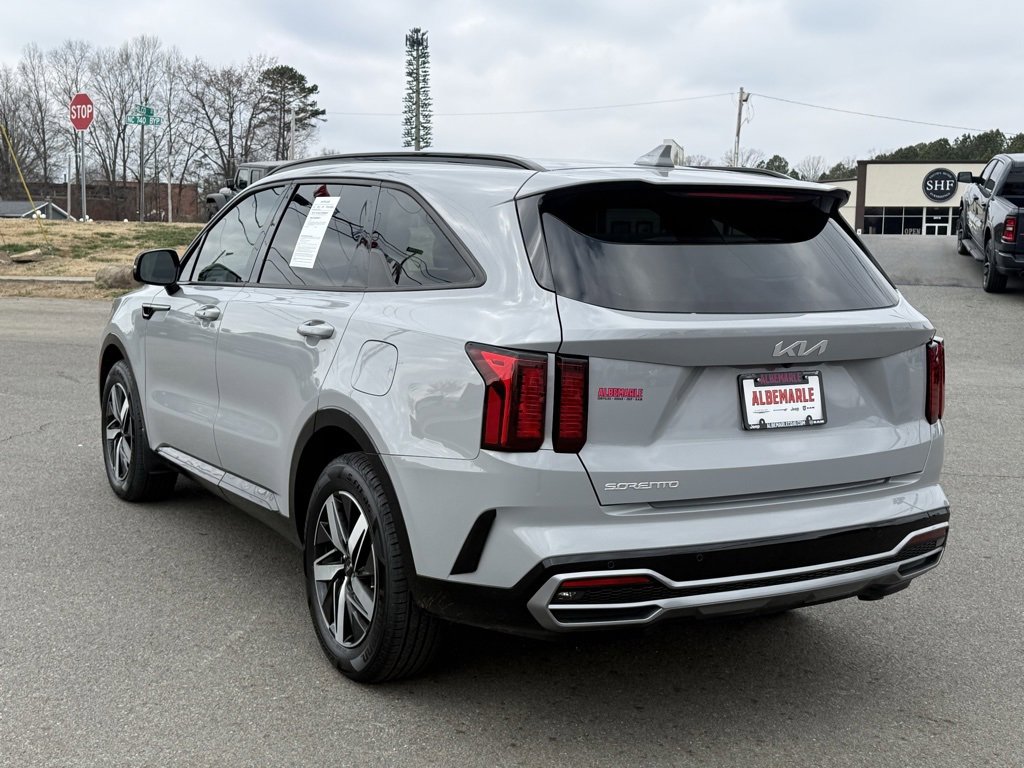 Used 2023 Kia Sorento EX image 7
