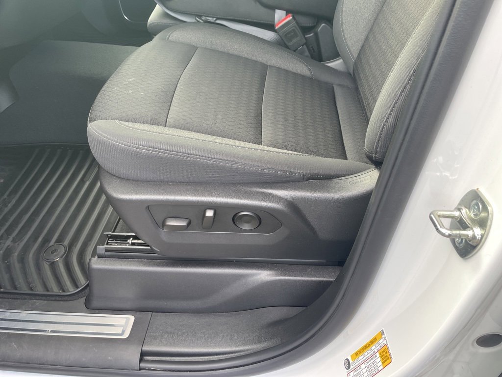 Certified 2025 Chevrolet Silverado 1500 LT w/ Convenience Package II image 6