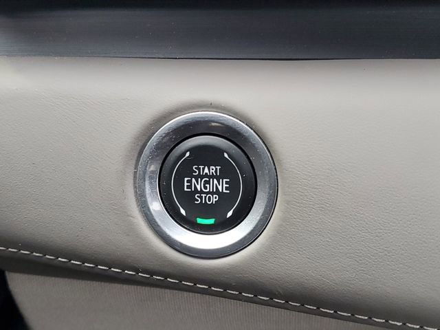 Certified 2024 Cadillac Escalade Premium Luxury Platinum image 19