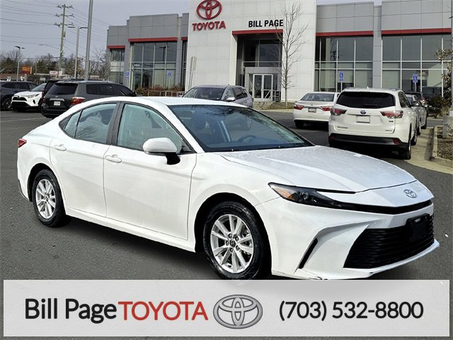 Certified 2025 Toyota Camry LE image 1