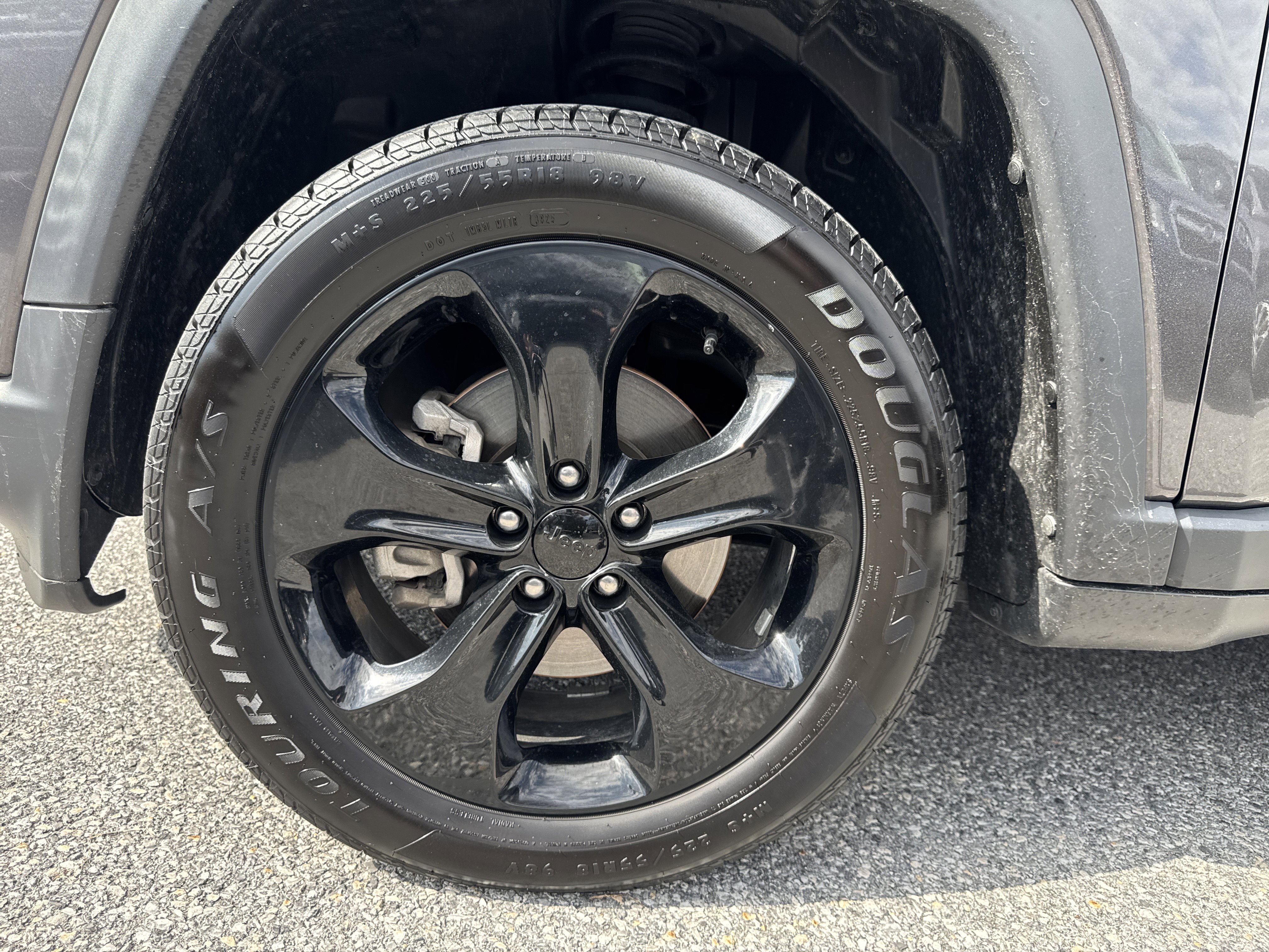 Used 2021 Jeep Compass Latitude w/ Sun and Sound Group image 32