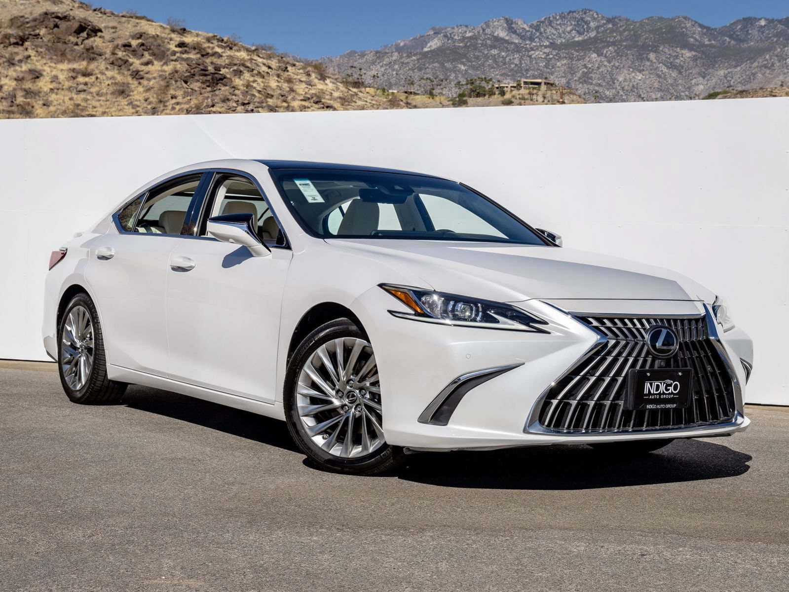 Used 2022 Lexus ES 350 w/ Accessory Package 2 FWD image 6