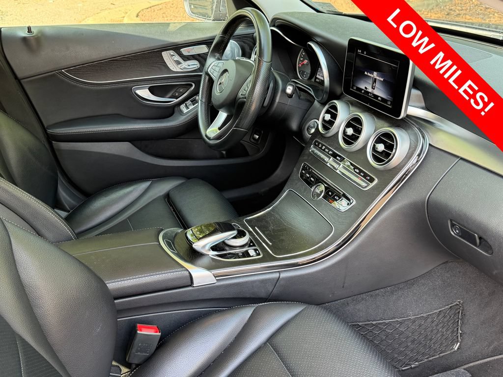 Used 2015 Mercedes-Benz C 300 4MATIC Sedan image 23