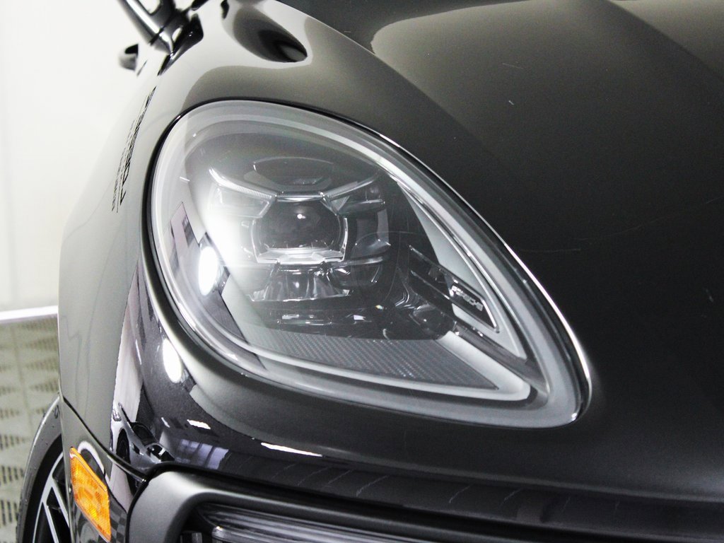 New 2026 Porsche Macan S image 11