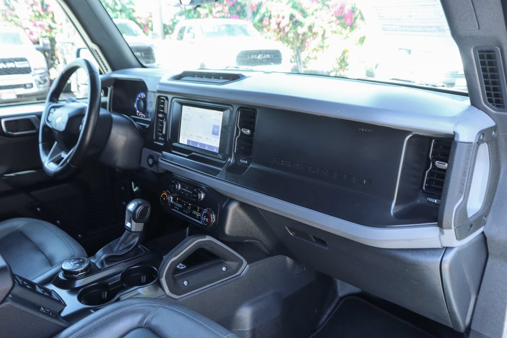 Used 2023 Ford Bronco Big Bend w/ Sasquatch Package AWD/4WD image 39