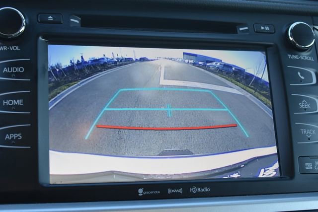 Used 2019 Toyota Highlander XLE image 34