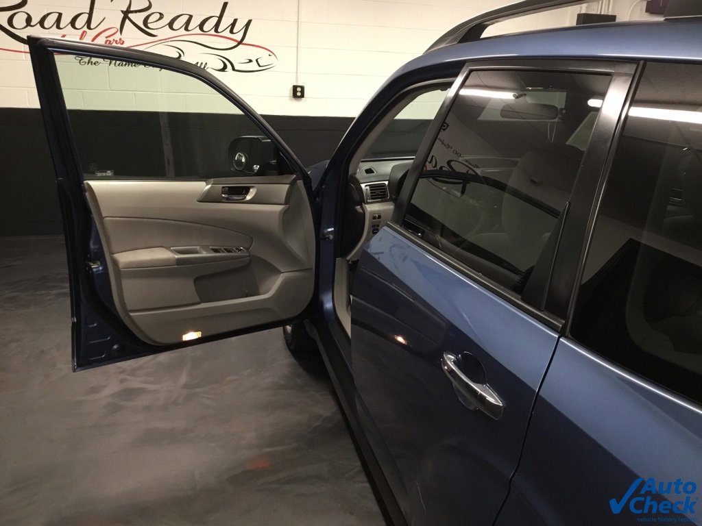 Used 2010 Subaru Forester 2.5X Premium image 18