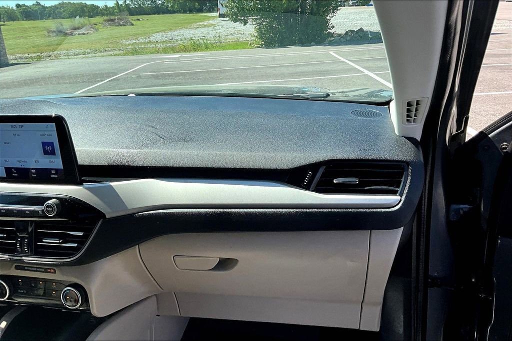 Used 2022 Ford Escape SE FWD image 13