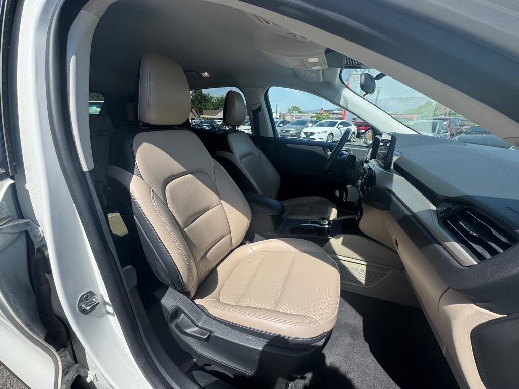 Used 2021 Ford Escape SEL image 10