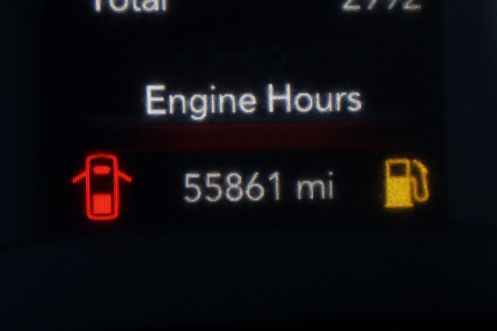 Used 2024 RAM 2500 Tradesman w/ Chrome Appearance Group image 23