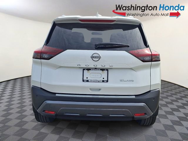 Used 2023 Nissan Rogue SL w/ SL Premium Package image 5