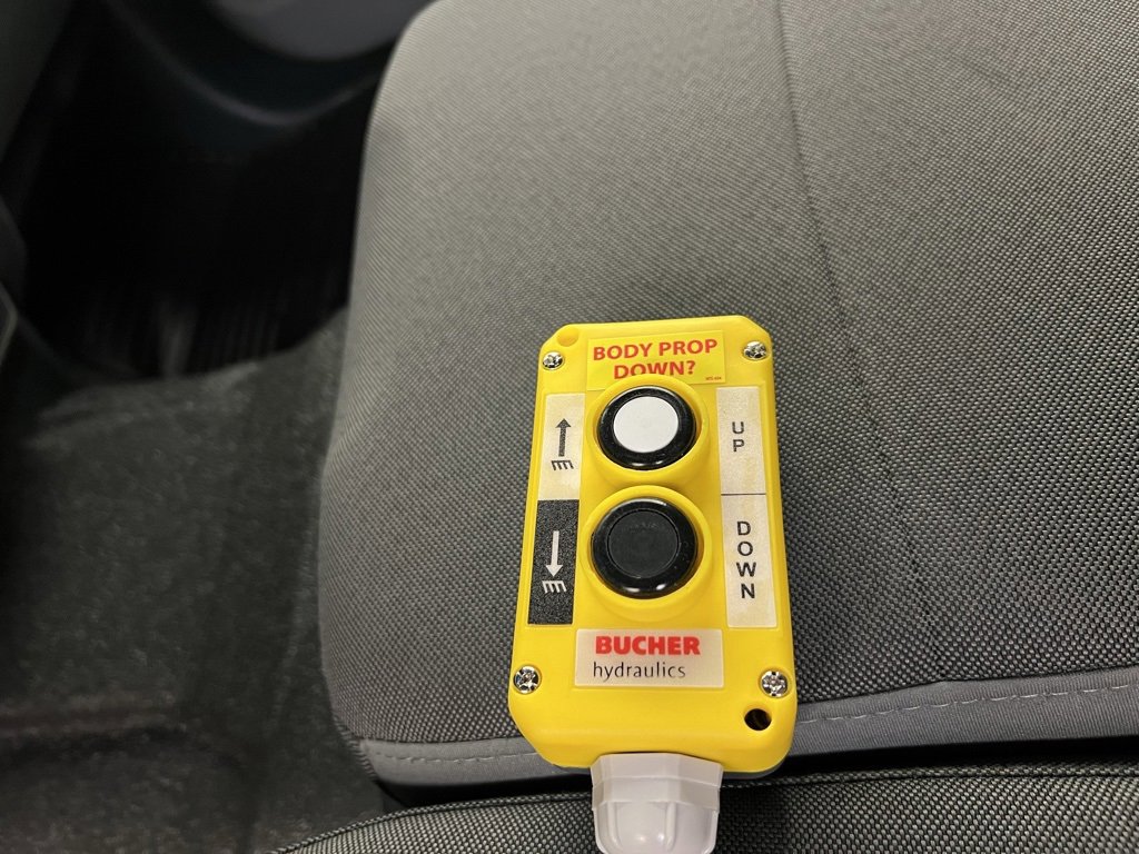 New 2025 Ford F550 4x4 Supercab Super Duty image 26