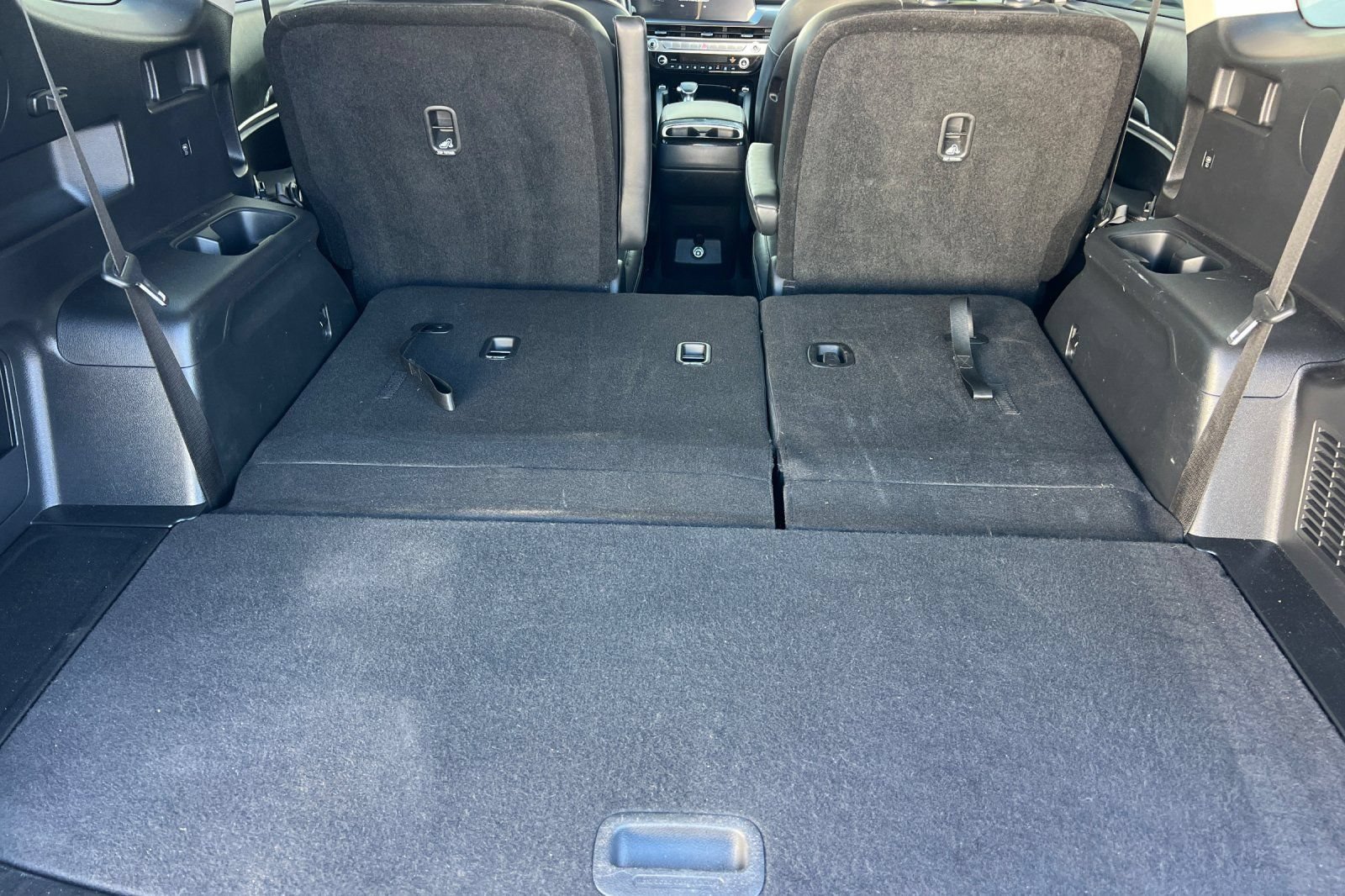 Used 2024 Kia Telluride S FWD image 16