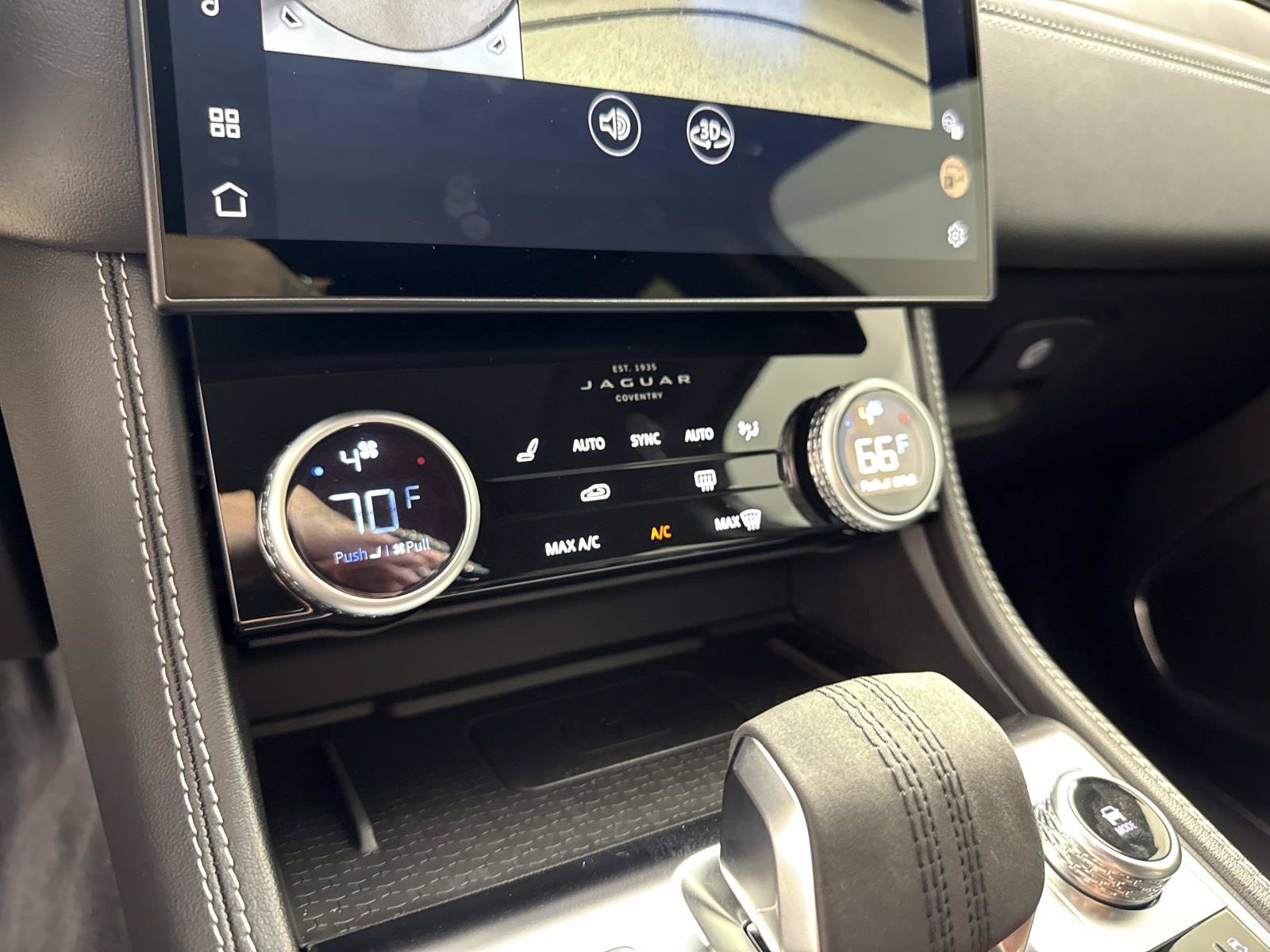 Certified 2026 Jaguar F-PACE R-Dynamic S AWD/4WD image 27