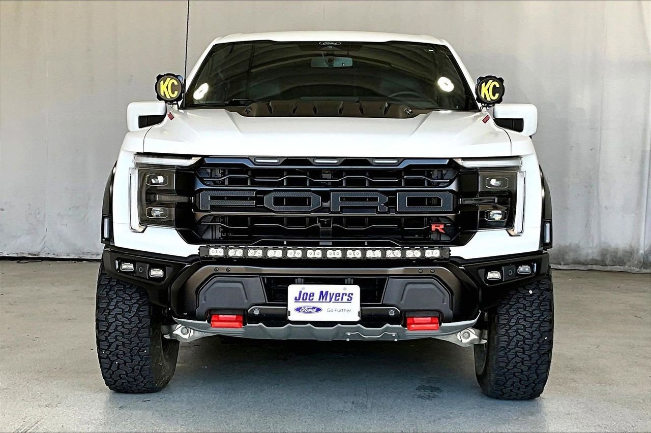 Used 2025 Ford F150 Raptor w/ Equipment Group 803A Raptor R AWD/4WD image 2