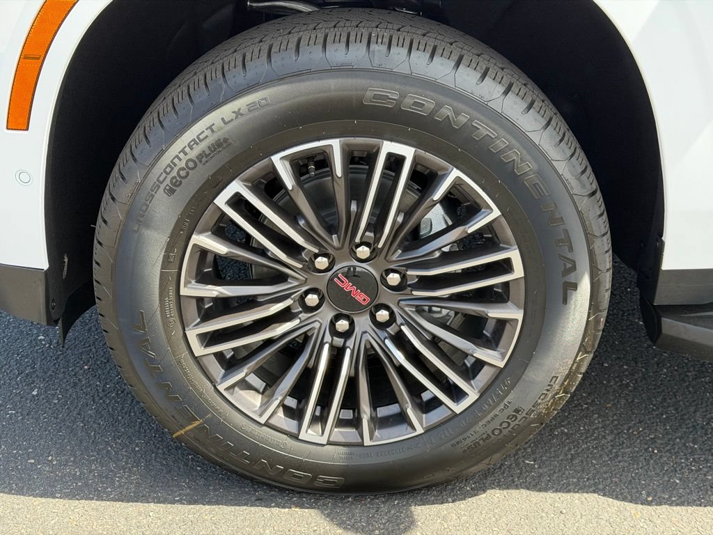 New 2026 GMC Yukon Elevation AWD/4WD image 9
